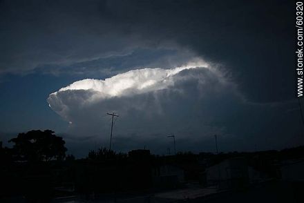 Nubes de tormenta -  - IMÁGENES VARIAS. Foto No. 60320