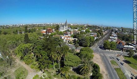 Aerial view of the avenues Lucas Obes and Buschental. Church of the Carmelite brothers - Department of Montevideo - URUGUAY. Photo #60732