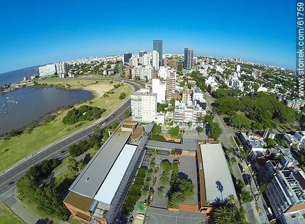Vista aérea del Liceo Francés - Departamento de Montevideo - URUGUAY. Foto No. 61759