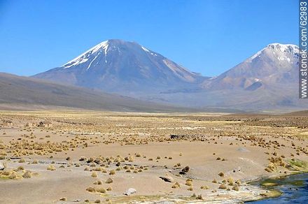 Nevados de Payachatas: volcanoes Parinacota and Pomerape - Bolivia - Others in SOUTH AMERICA. Photo #62983