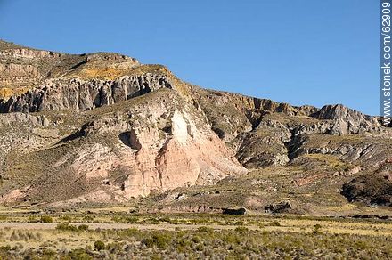 Paisajes montañosos del altiplano boliviano en Ruta 4 - Bolivia - Otros AMÉRICA del SUR. Foto No. 62909