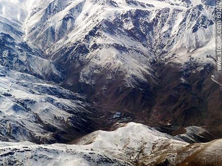 La Cordillera de los Andes con picos nevados - Chile - Otros AMÉRICA del SUR. Foto No. 63270
