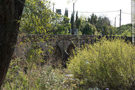 Bridge on Route 21 over the Las Víboras stream - Department of Colonia - URUGUAY. Photo #66744