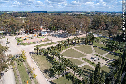 Vista aérea del parque Constitución - Departamento de Flores - URUGUAY. Foto No. 68239