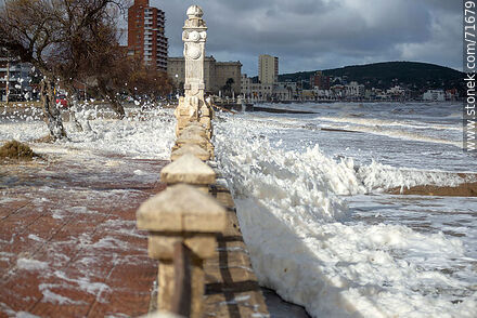 The promenade dotted with sea foam - Department of Maldonado - URUGUAY. Photo #71679