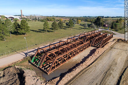 Aerial view of sections of a dismantled railway bridge. - Department of Florida - URUGUAY. Photo #72542