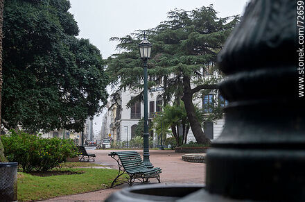 Zabala Square on a gray day - Department of Montevideo - URUGUAY. Photo #72659