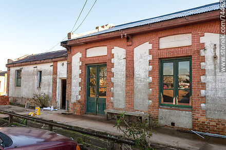 Old Melo train station in recycling (2021) - Department of Cerro Largo - URUGUAY. Photo #74462
