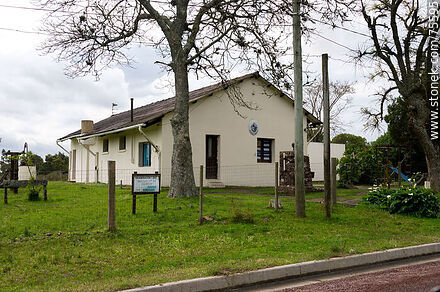 Escuela No. 20 - Departamento de Florida - URUGUAY. Foto No. 75595