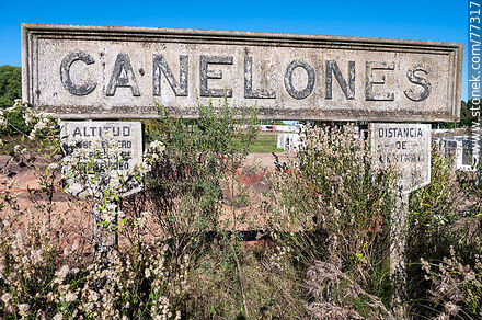 Canelones train station. Poster of Canelones - Department of Canelones - URUGUAY. Photo #77317