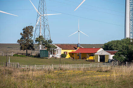Windmills in front of Valentines railroad station - Department of Treinta y Tres - URUGUAY. Photo #78216