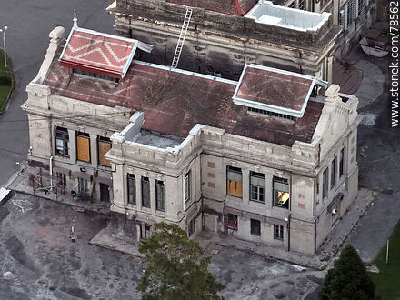 Vista aérea de las antiguas instalaciones de la Facultad de Veterinaria - Departamento de Montevideo - URUGUAY. Foto No. 78562