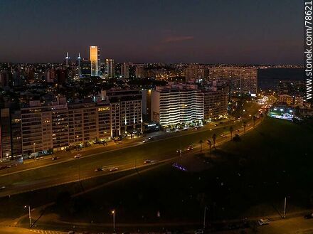 Aerial view of Rambla Rep. del Peru at dusk towards the east. Last glint of sunlight over WTC tower 4. - Department of Montevideo - URUGUAY. Photo #78621
