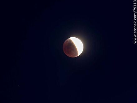La luna eclipsada el 16 de julio de 2019 -  - MORE IMAGES. Photo #79118