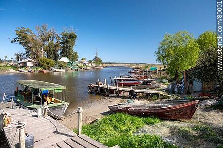 Fishing village on the banks of route 10 on Valizas stream - Department of Rocha - URUGUAY. Photo #80001