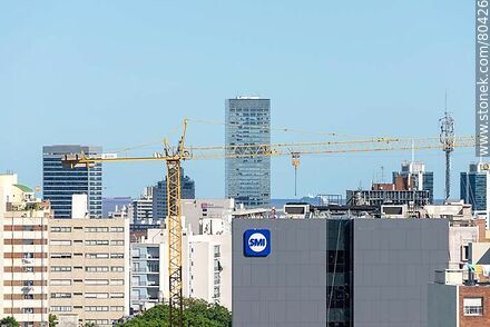 WTC4, cranes and antennas - Department of Montevideo - URUGUAY. Photo #80426