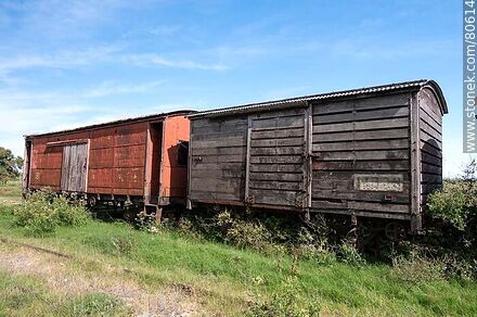 Queguay train station. Old wagons - Department of Paysandú - URUGUAY. Photo #80614