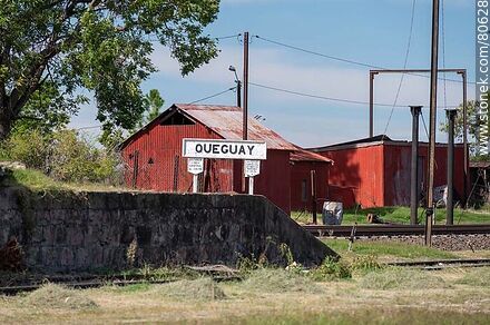 Queguay train station. Station sign - Department of Paysandú - URUGUAY. Photo #80628
