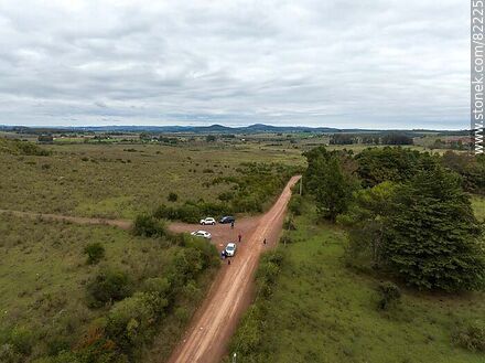 Vista aérea de la Av. Vareliano Magri. Entrada al Monte de Ombúes - Departamento de Lavalleja - URUGUAY. Foto No. 82225