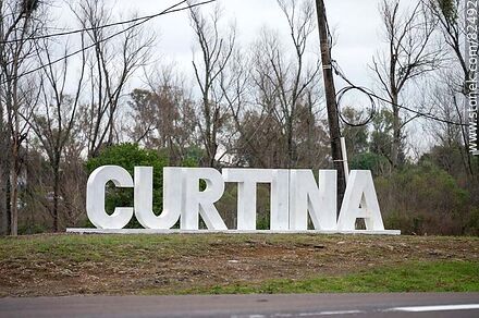 Letrero de Curtina - Departamento de Tacuarembó - URUGUAY. Foto No. 82492