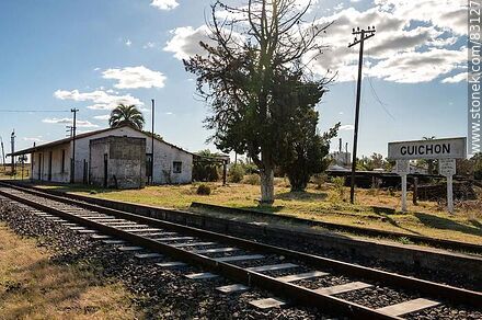 Estación Guichón de ferrocarril - Departamento de Paysandú - URUGUAY. Foto No. 83127