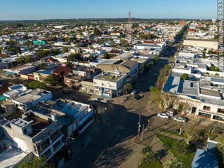 Vista aérea de la Av. Lecueder - Departamento de Artigas - URUGUAY. Foto No. 83633