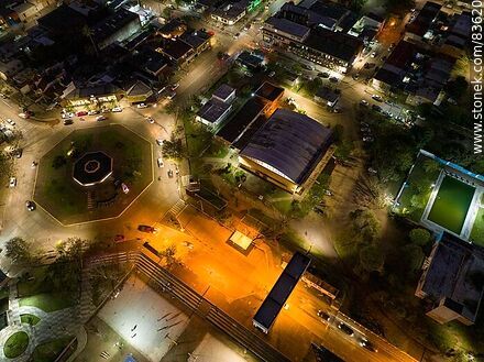 Aerial view of the traffic circle towards the Concordia Bridge - Artigas - URUGUAY. Photo #83620