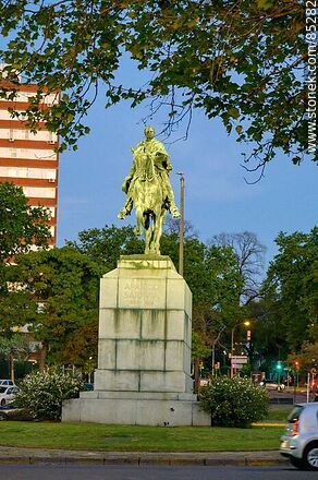 Monumento al Gral. Aparicio Saravia - Departamento de Montevideo - URUGUAY. Foto No. 85282