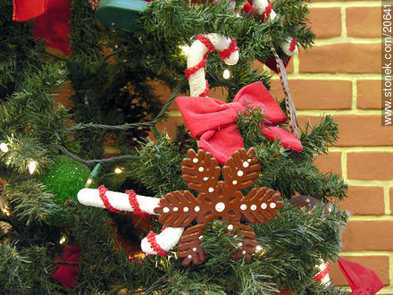 Adornos de un árbol de Navidad - Departamento de Montevideo - URUGUAY. Foto No. 20641