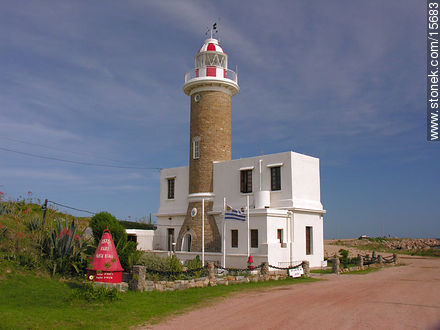 Faro de Punta Carretas (sur absoluto uruguayo) - Departamento de Montevideo - URUGUAY. Foto No. 15683