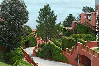  - Punta del Este and its near resorts - URUGUAY. Photo #6576