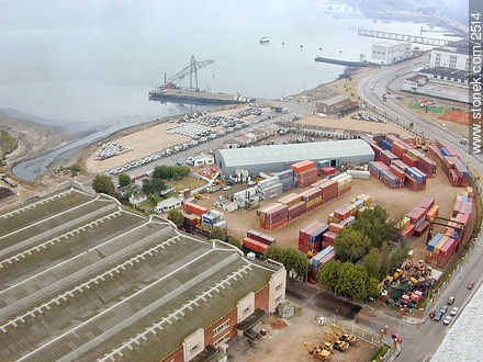 Zona Puerto desde Torre Antel - Departamento de Montevideo - URUGUAY. Foto No. 2514