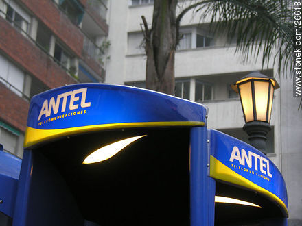 Cabinas de Antel - Departamento de Montevideo - URUGUAY. Foto No. 26618