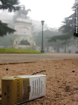 Caja de cigarrillos -  - URUGUAY. Foto No. 14750