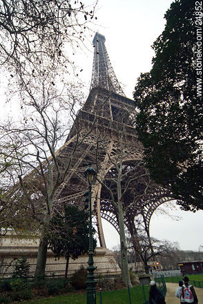 Tour Eiffel - París - FRANCIA. Foto No. 24852