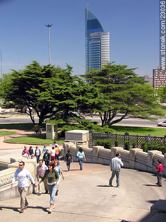 Torre Antel desde el Palacio Legislativo - Departamento de Montevideo - URUGUAY. Foto No. 23036