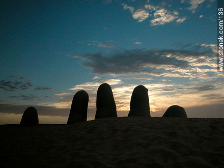  - Punta del Este y balnearios cercanos - URUGUAY. Foto No. 136