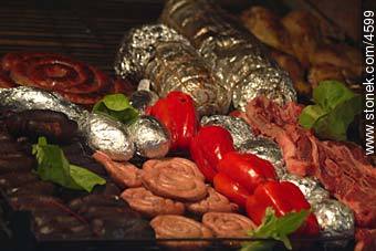 Prepared grill. - Department of Montevideo - URUGUAY. Photo #4599