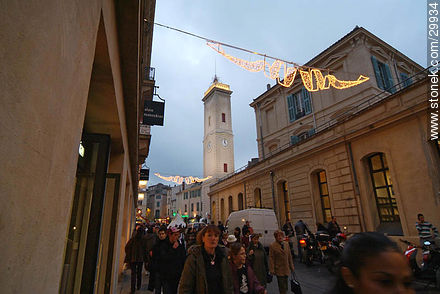 Downtown Nîmes - Region of Languedoc-Rousillon - FRANCE. Foto No. 29934