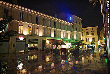 Rue Guizot. Place de l'Horloge - Región de Languedoc-Rousillon - FRANCIA. Foto No. 29914
