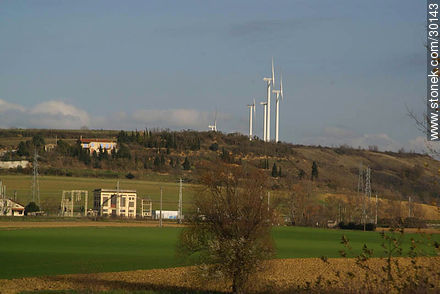 Parque eólico de Haute-Garonne - Región de Midi-Pyrénées - FRANCIA. Foto No. 30143