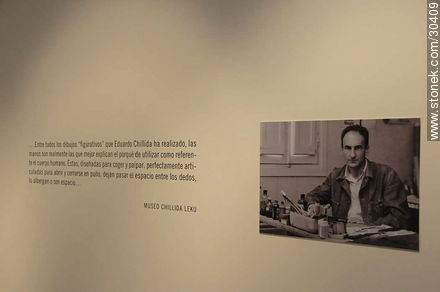 Exposición de Eduardo Chillida - Departamento de Montevideo - URUGUAY. Foto No. 30409