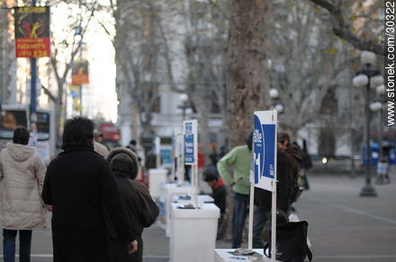 Publicidad electoral 2009 - Departamento de Montevideo - URUGUAY. Foto No. 30322