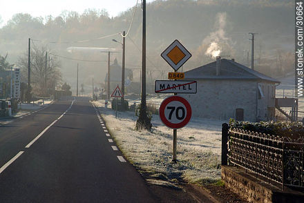 Exit of Martel town. - Region of Midi-Pyrénées - FRANCE. Foto No. 30664