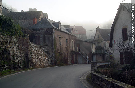 Montvalent town - Region of Midi-Pyrénées - FRANCE. Foto No. 30656