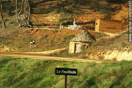 La Feuillade - Region of Aquitaine - FRANCE. Photo #30835