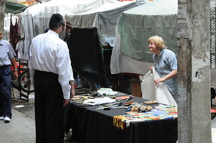 Tristan Narvaja market fair - Department of Montevideo - URUGUAY. Photo #30968
