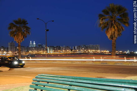 Pocitos boardwalk from Gomensoro square - Department of Montevideo - URUGUAY. Photo #31274