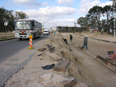 Roadworks in Av. Italia - Department of Montevideo - URUGUAY. Photo #31872