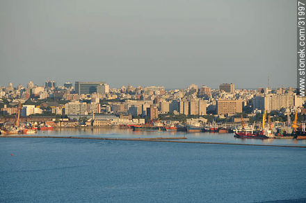 Bahía de Montevideo - Departamento de Montevideo - URUGUAY. Foto No. 31997
